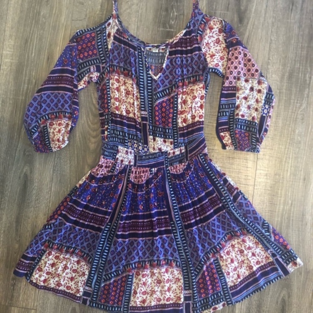 American Eagle Outfitters Cold Shoulder Boho Dress